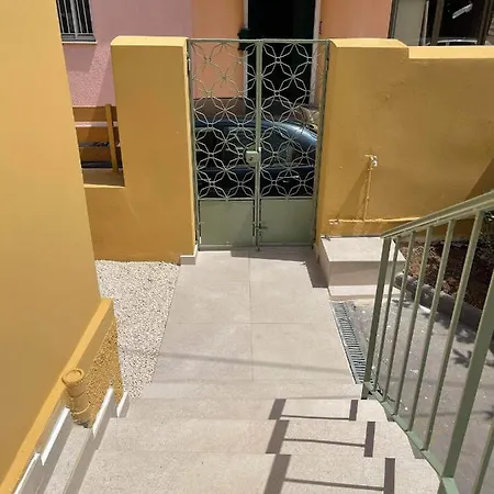 Via De Bosset Argostolion