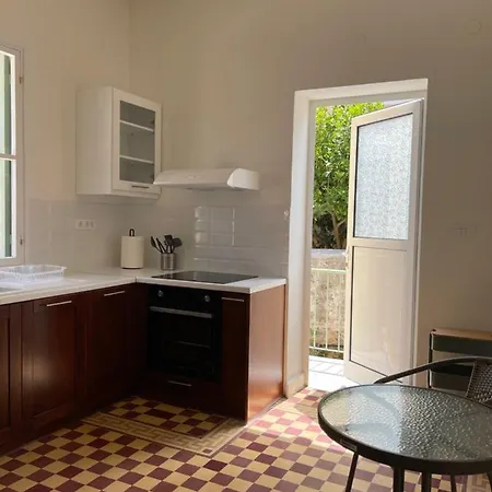 Via De Bosset * Argostoli (Kefalonia)