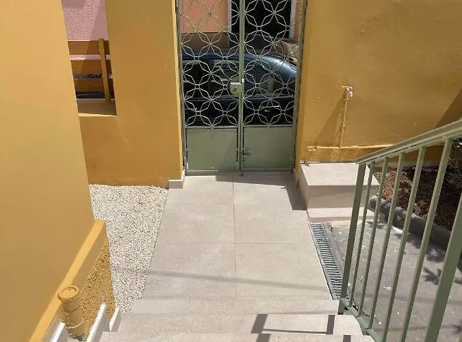 Via De Bosset Argostoli (Kefalonia)